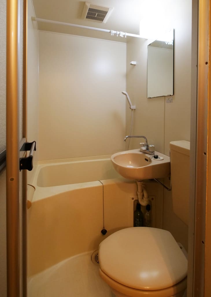 3点ユニットバスをシャワーユニットと独立トイレに分離する際の注意点 空室改善なら定額制リフォーム「イメチェン」！