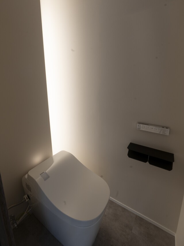 分譲マンション_リノベーション_ビフォーアフター_1LDK_パナソニックのアラウーノ_トイレの隠し収納