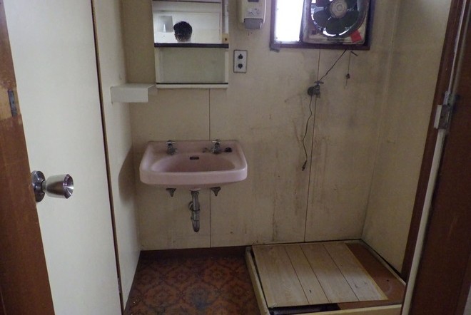 ビフォー_洗面脱衣所_2DK