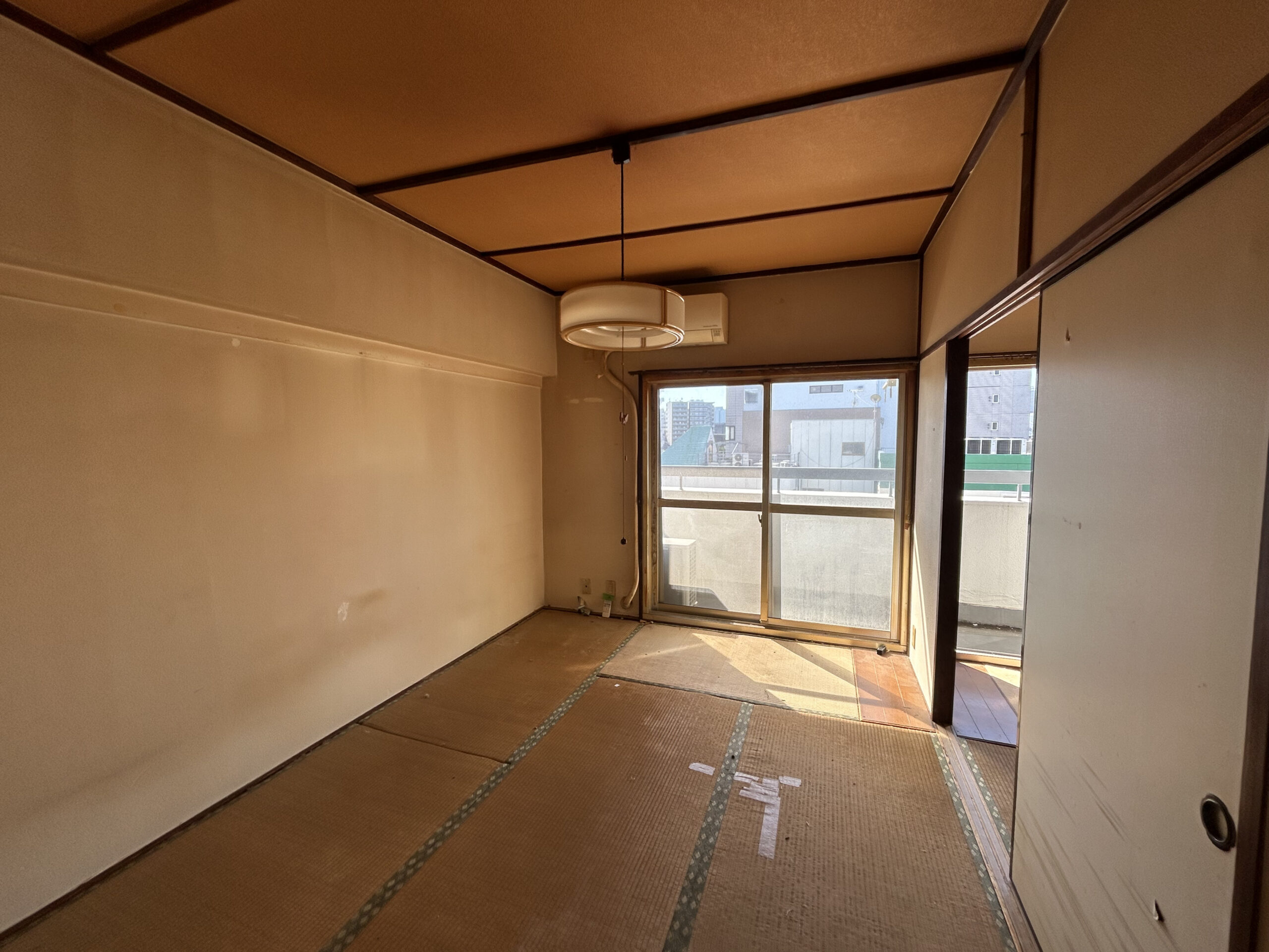 ビフォー_リビング_和室を洋室化_江東区_2LDK