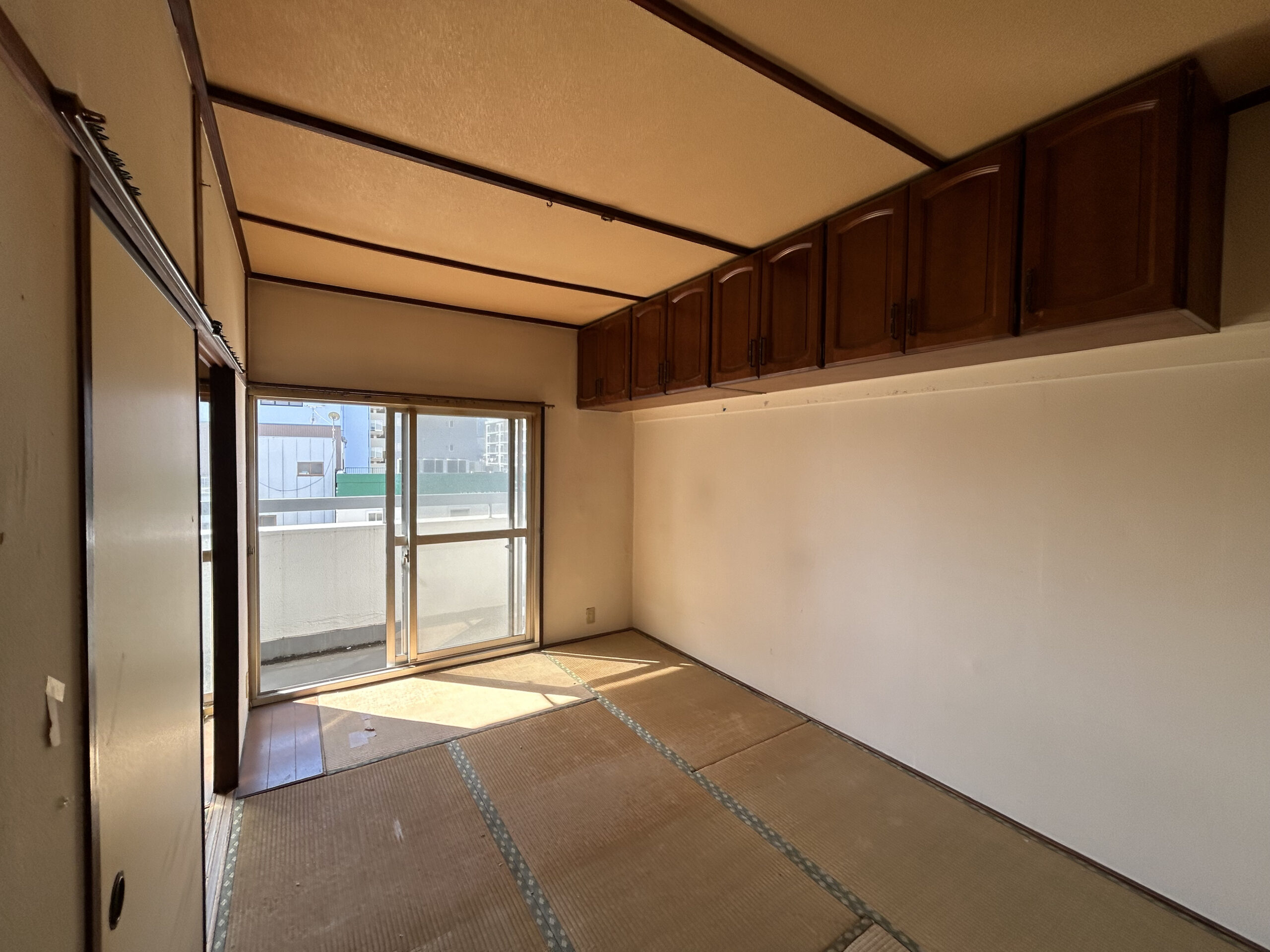 ビフォー_リビング隣接用室_和室を洋室化_江東区_2LDK