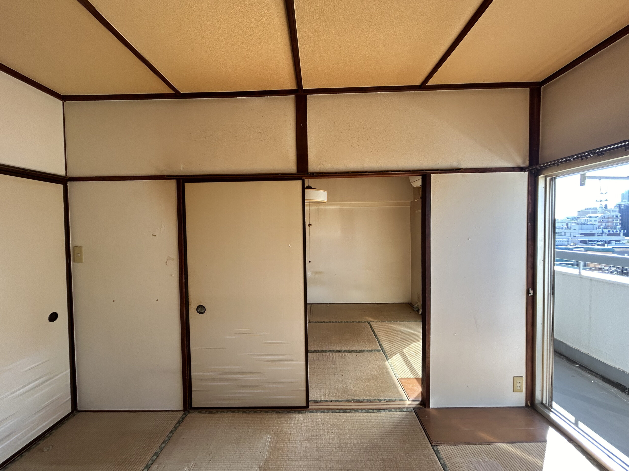 ビフォー_リビング隣接洋室_和室を洋室化_両開き戸_江東区_2LDK