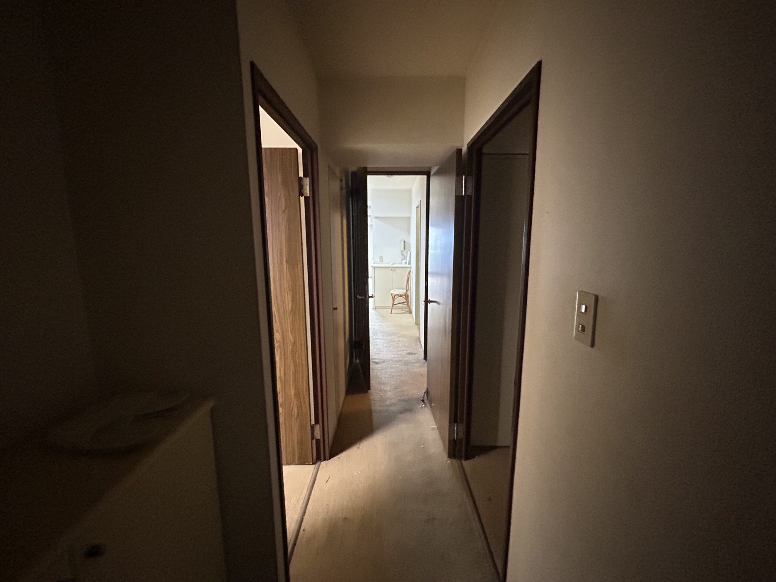 ビフォー_玄関_2SLDK