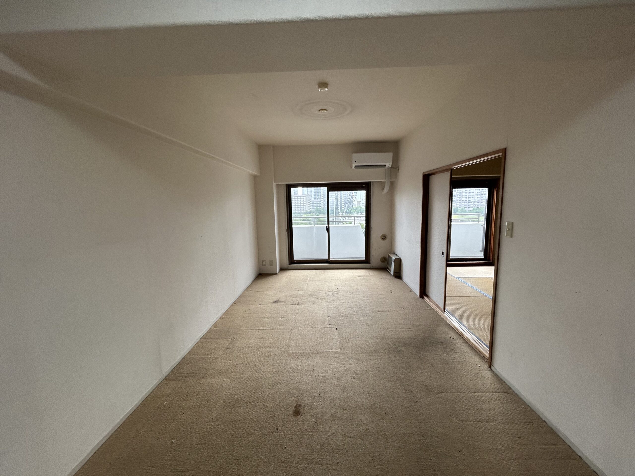 ビフォー_リビング_プレミアムプラン2SLDK