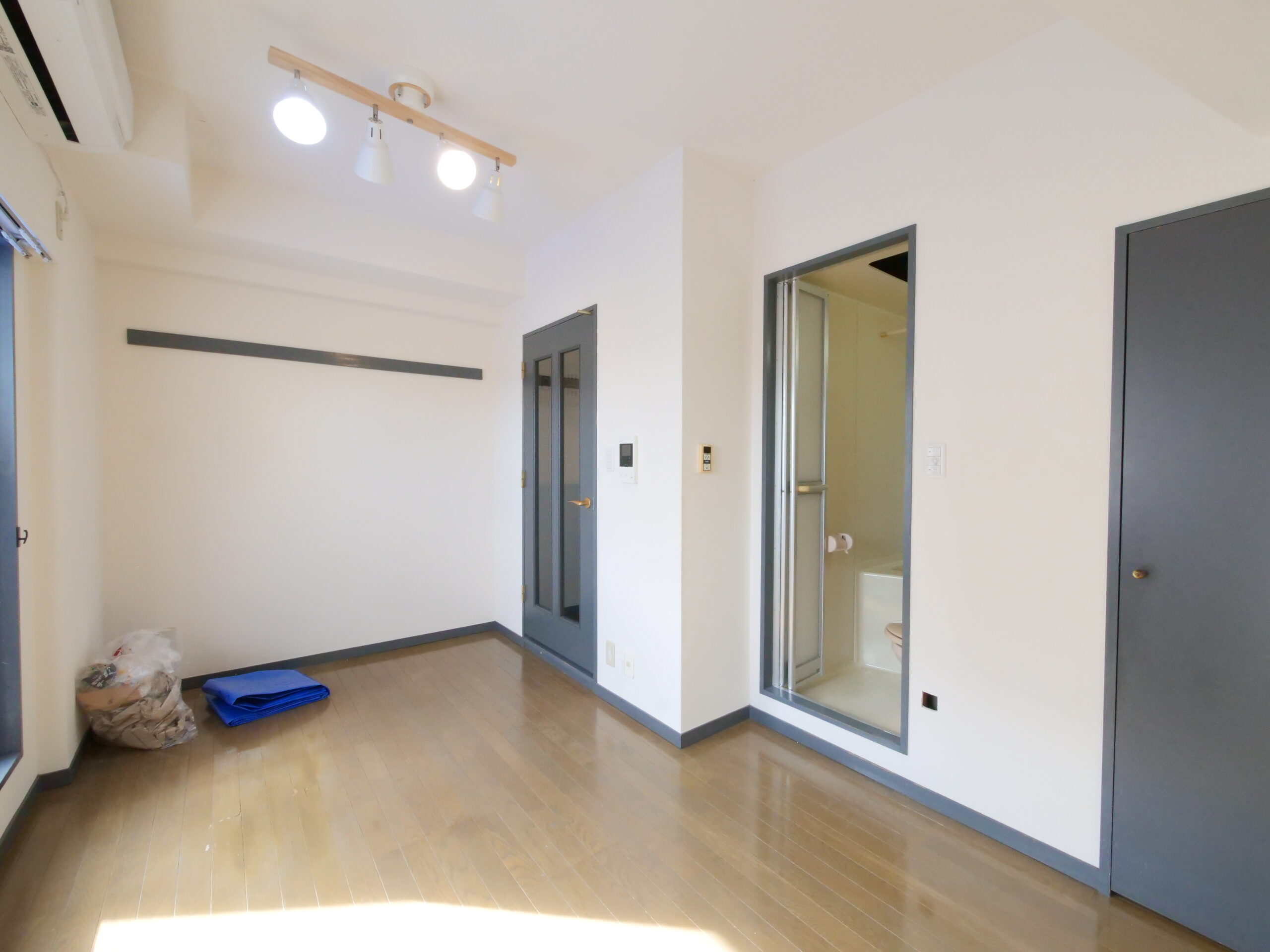 ビフォー_居室_オープン収納_上部棚_１K