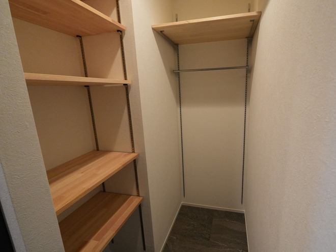 ビフォーアフター_玄関_収納_ハンガーパイプ_1LDK