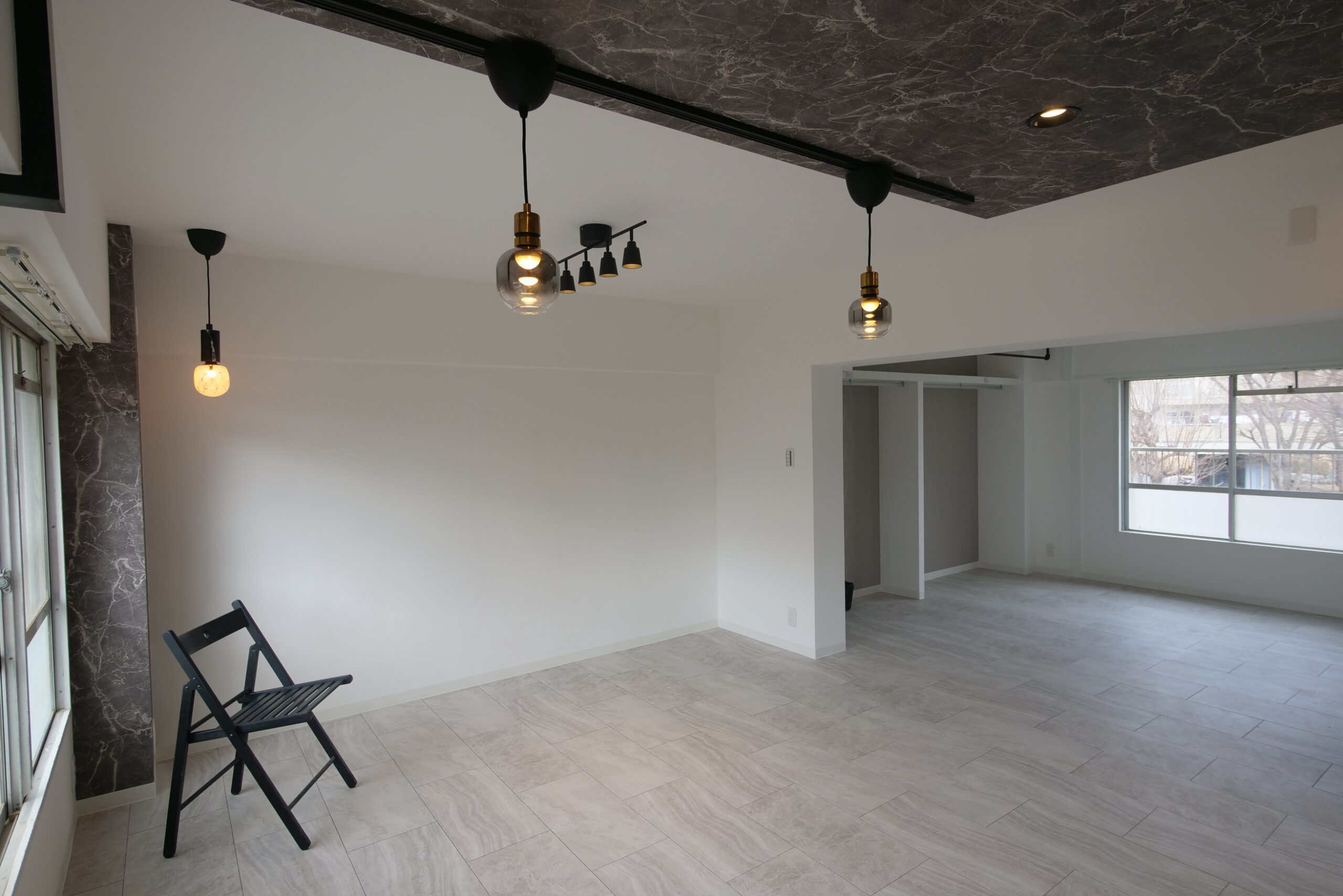 ビフォーアフター_キッチン_下がり天井_置床工法_1LDK