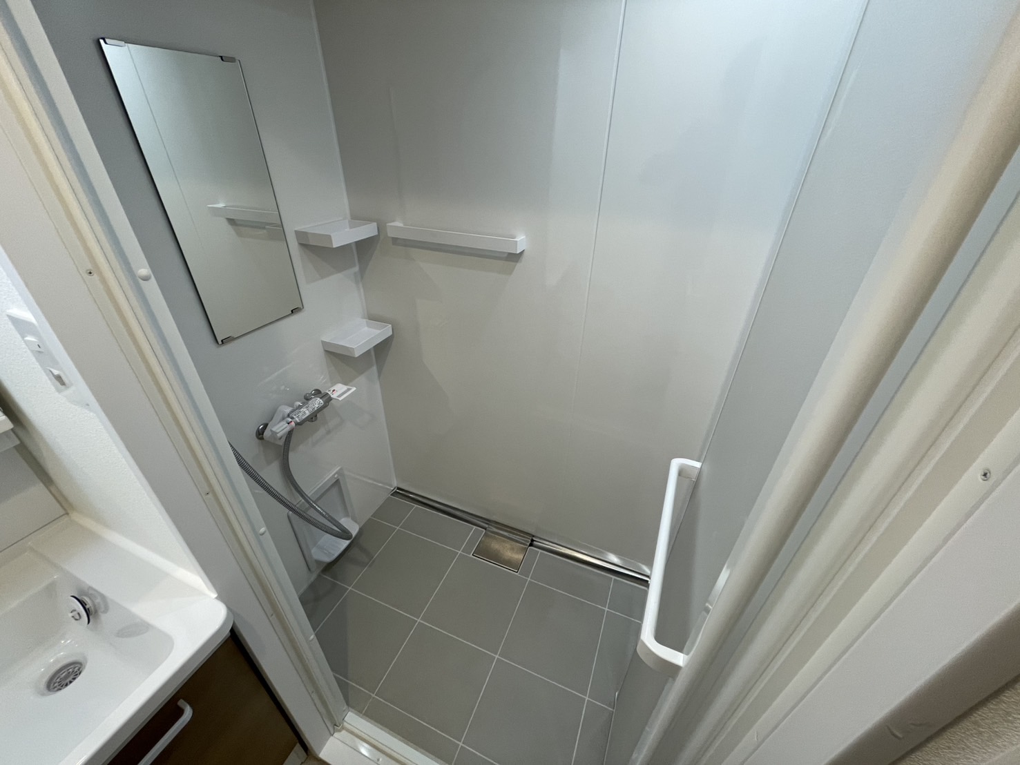 ビフォーアフター_シャワーユニット_タカラスタンダード_1R