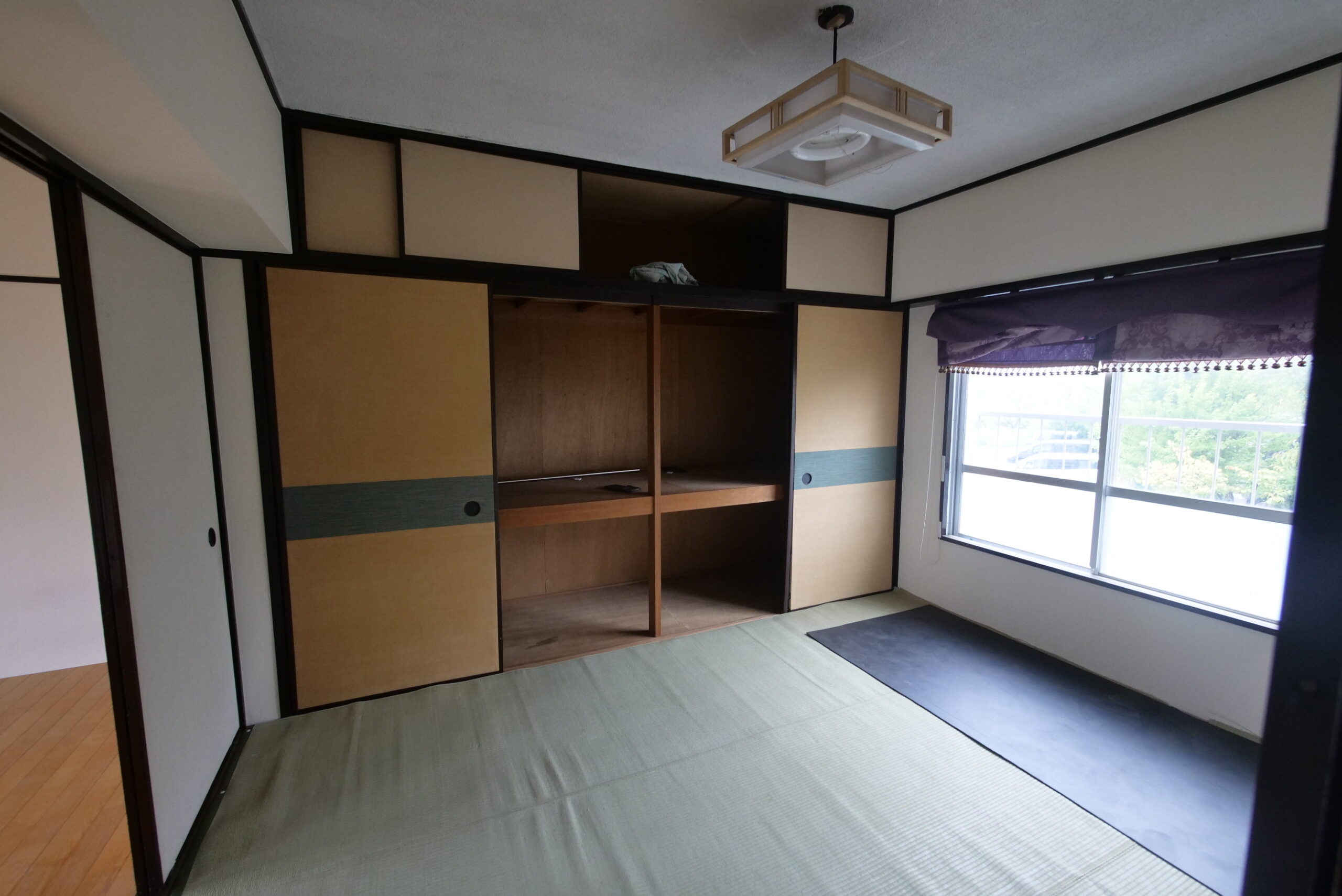 ビフォー_リビング_NODA_カナエルCデザイン_ヒッコリーブラック_1LDK