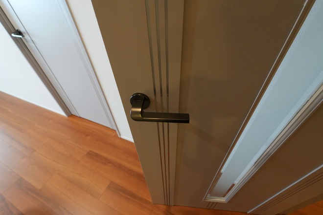 ビフォー_建具_1LDK