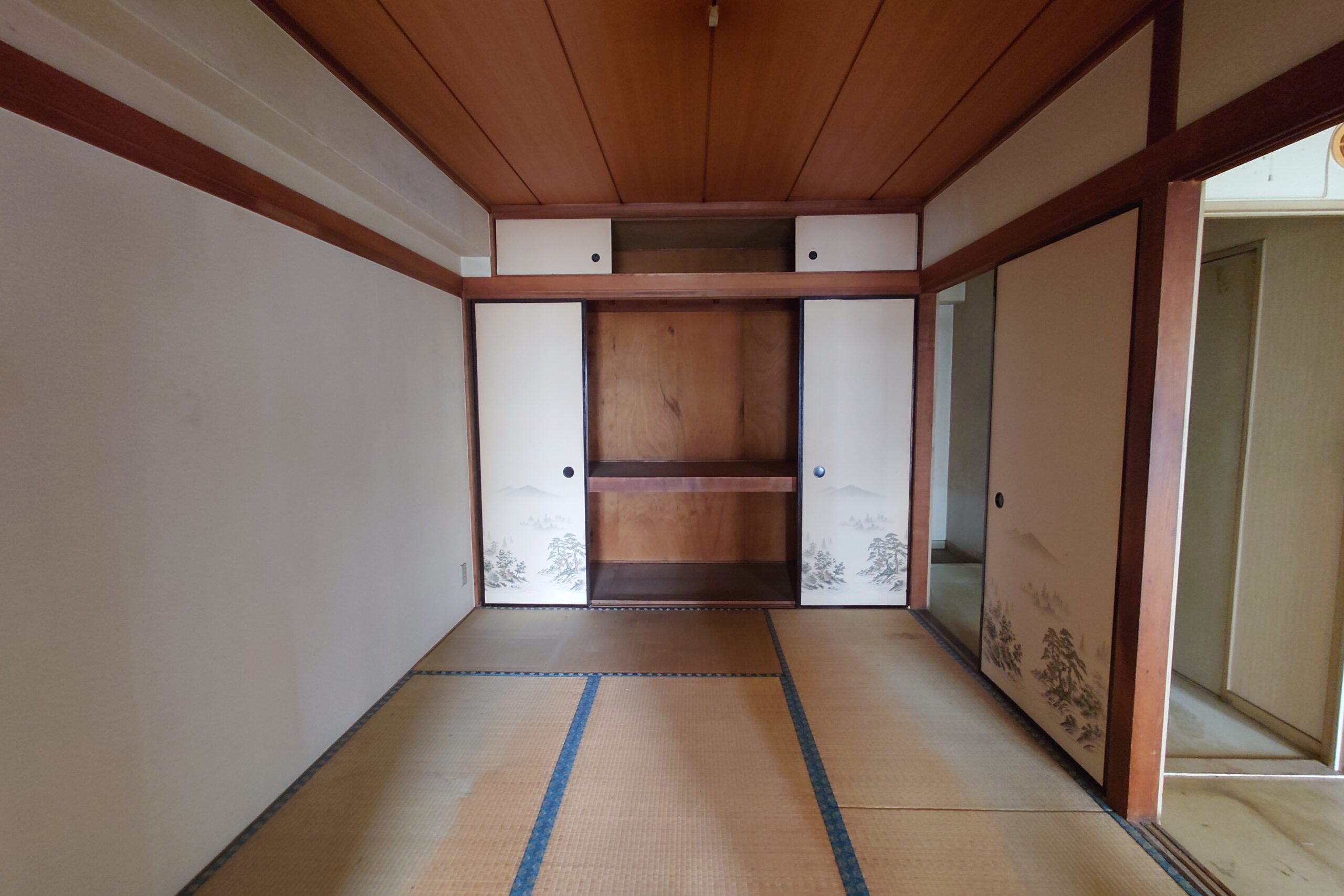 ビフォー_寝室_和室解体_大容量ウォークインクローゼット_昭和の団地_1LDK