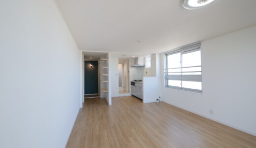 ボロボロの築古1DKが広々ワンルームへリノベーション！快適な水廻りと見せる収納で激変/イメチェン藤沢店