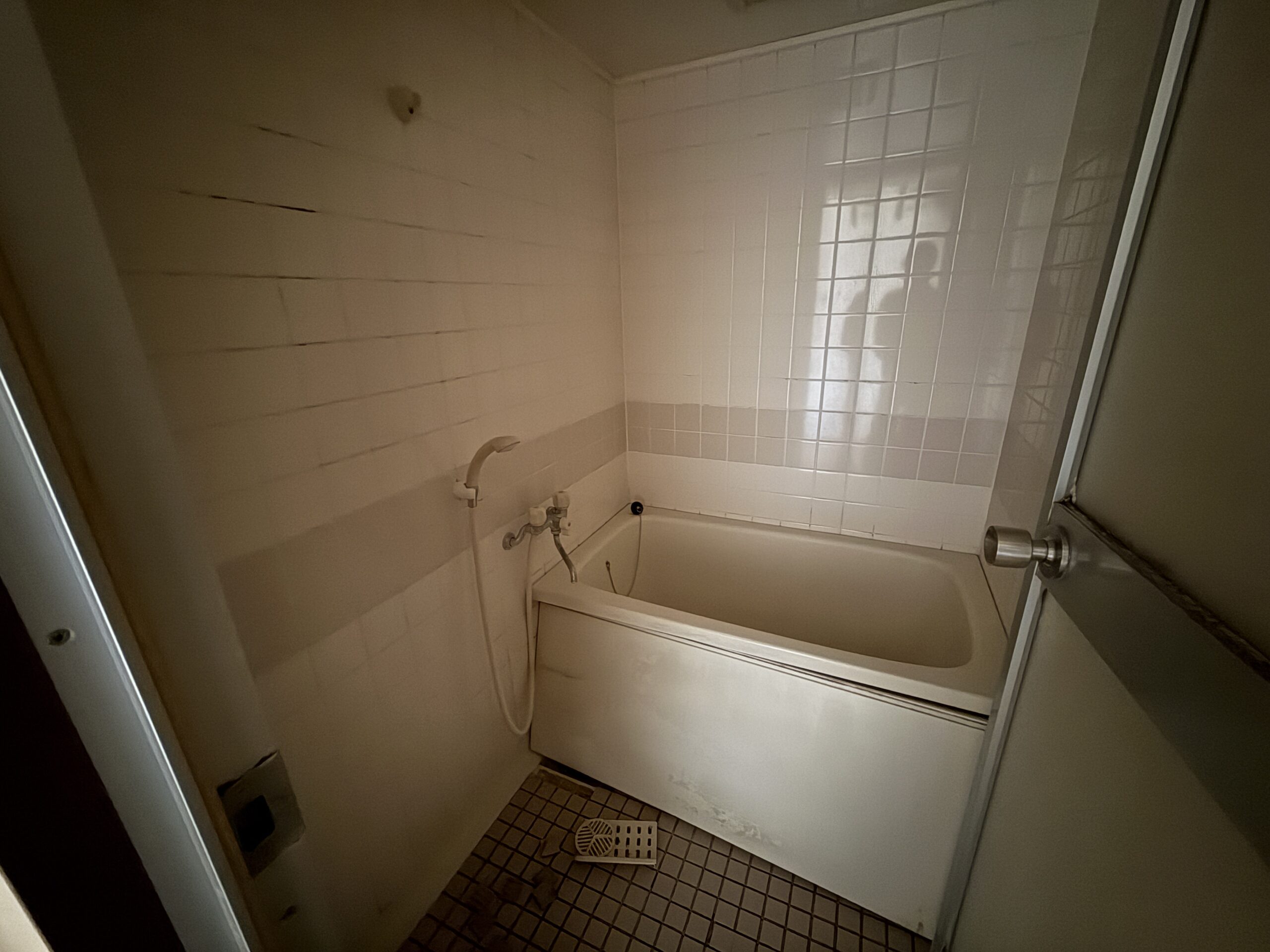 ビフォー_浴室_LIXIL_リノビオフィット_2LDK