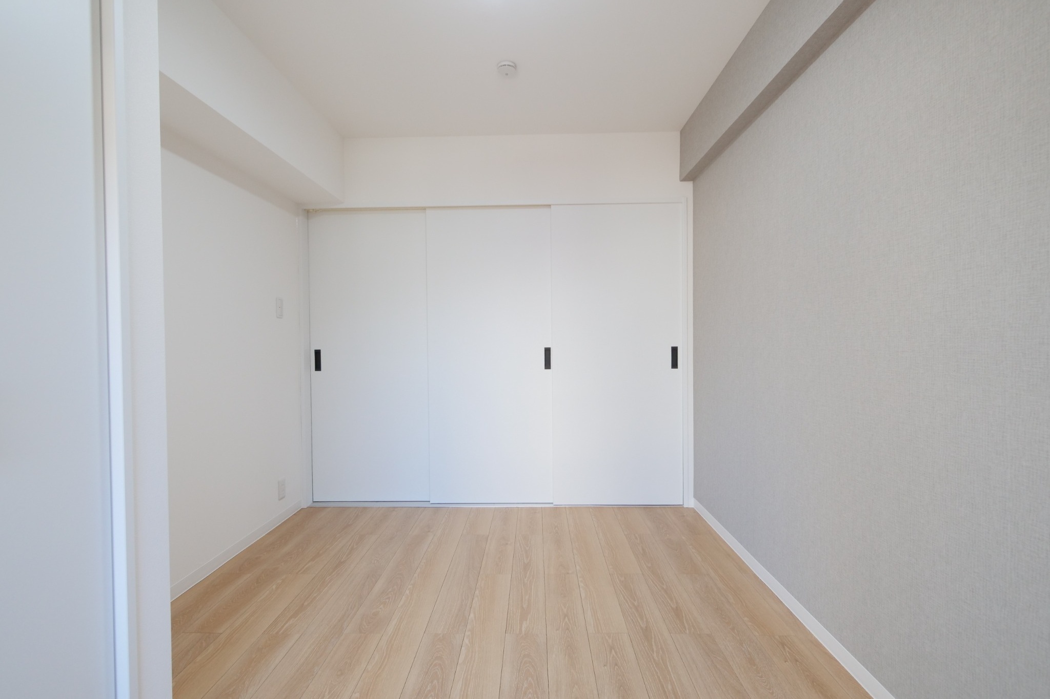 ビフォーアフター_居室_3枚引き戸_1DK